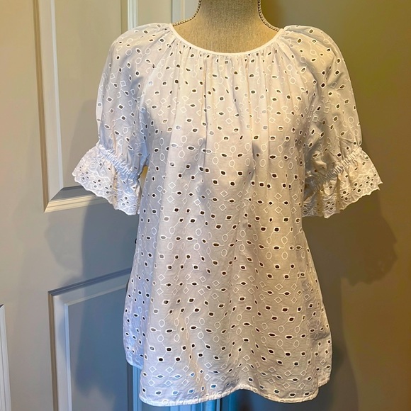 American Threads Tops - White cotton islet short sleeved blouse American Thread